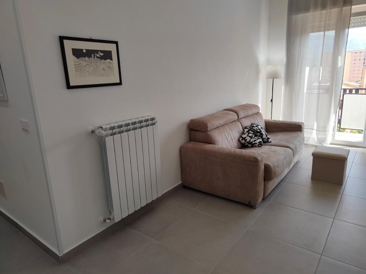 Gierre Apartment 테르미니이메레세 외부 사진