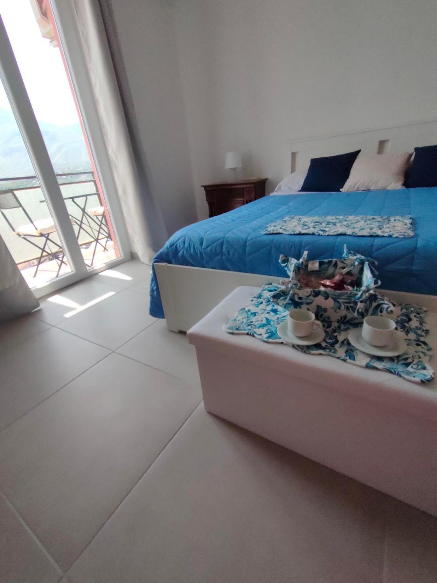 Gierre Apartment 테르미니이메레세 외부 사진