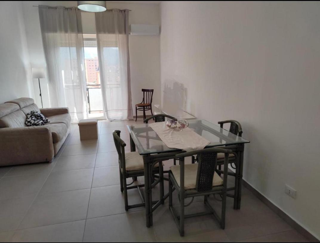 Gierre Apartment 테르미니이메레세 외부 사진